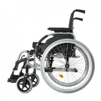Кресла-коляска с ручным приводом Invacare Action 2 NG в Пятигорске