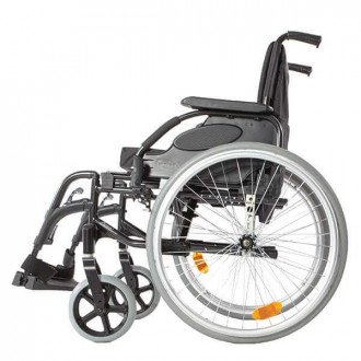 Кресло-коляска с ручным приводом Invacare Action 3 NG в Пятигорске