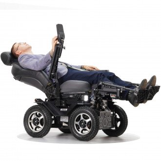 Инвалидная коляска с электроприводом Caterwil Ultra 4WD Lux в Пятигорске