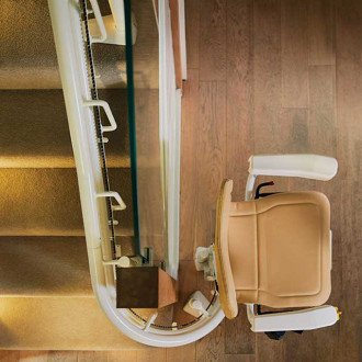 Подъёмник кресельный лестничный Bespoke Stairlifts Infinity V9 в Пятигорске