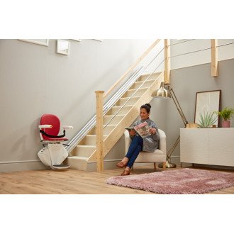 Подъёмник кресельный лестничный Bespoke Stairlifts Synergy в Пятигорске